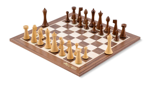 Schachspiel Odyssée <br>aus Nussholz