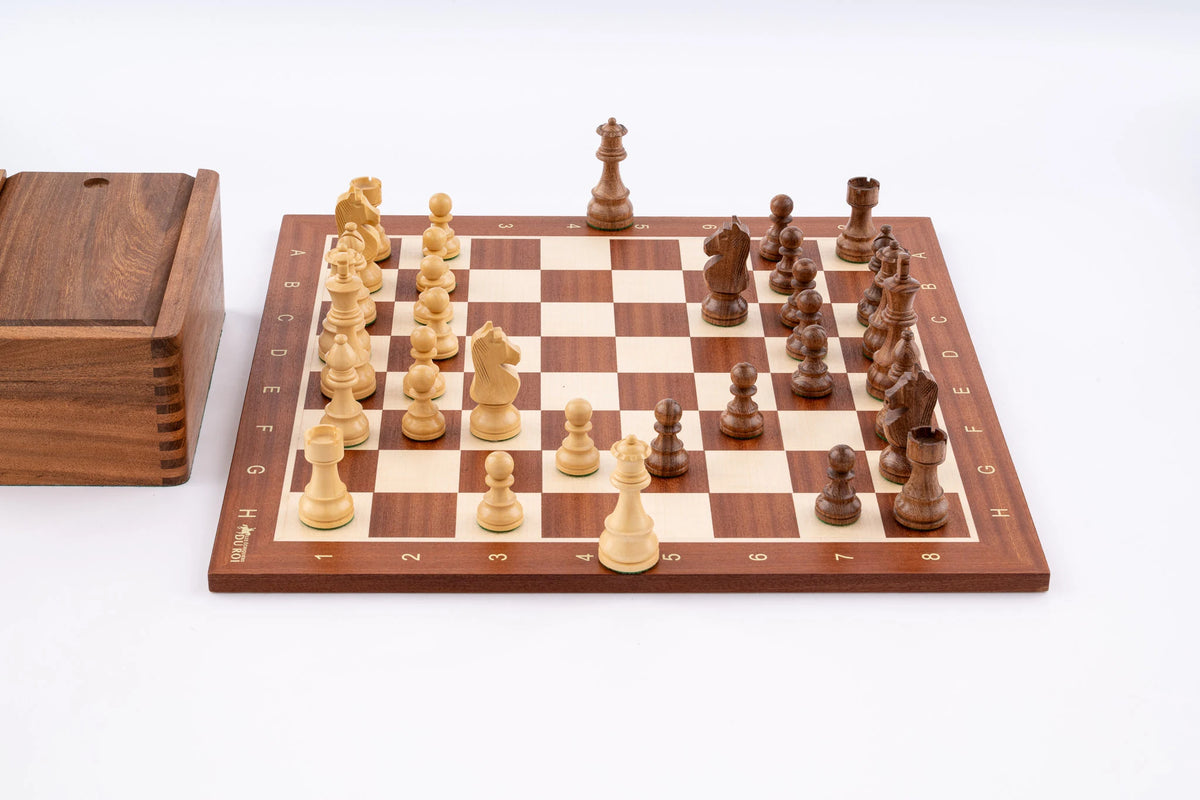 Schachspiel Grandeur <br>aus Mahagoniholz