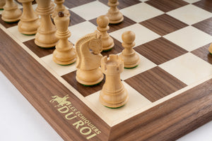 Schachspiel Distinction <br>aus Ahorn- und Nussbaumholz
