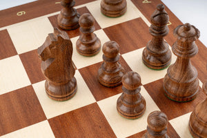 Schachspiel Grandeur <br>aus Mahagoniholz