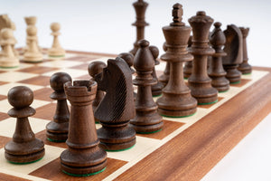 Schachspiel Hoheit aus <br>Mahagoni und Buche