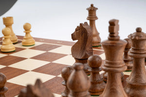 Schachspiel Grandeur <br>aus Mahagoniholz