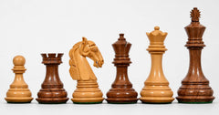 Große Schachfiguren <br>aus Holz