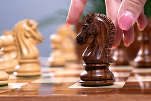 Schachspiel Équilibre <br>aus Palisander und Sheesham