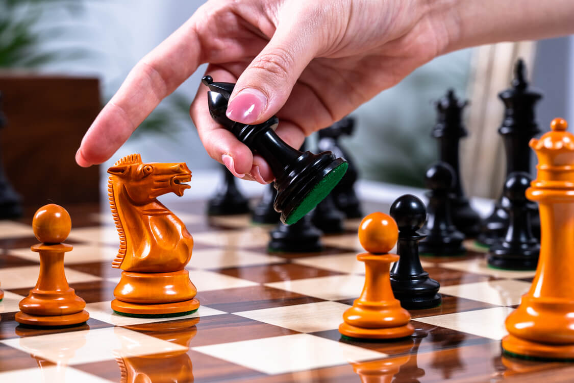 Schachspiel Antique <br>aus Palisander und Buchsbaum