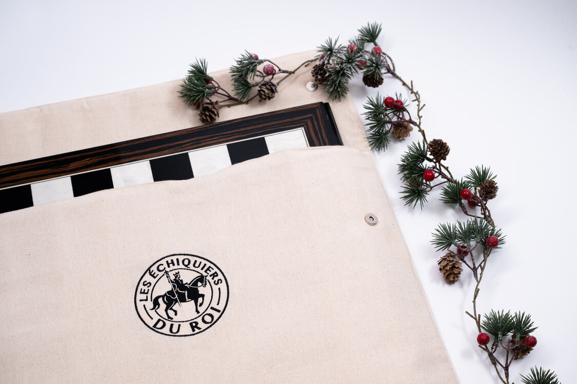 Signature-Hülle <br>aus Bio-Baumwolle (VORBESTELLUNG)