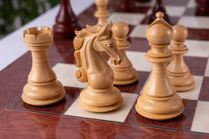 Schachspiel Rubin <br>aus Eschenmaserholz