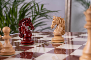 Schachspiel Rubin <br>aus Eschenmaserholz
