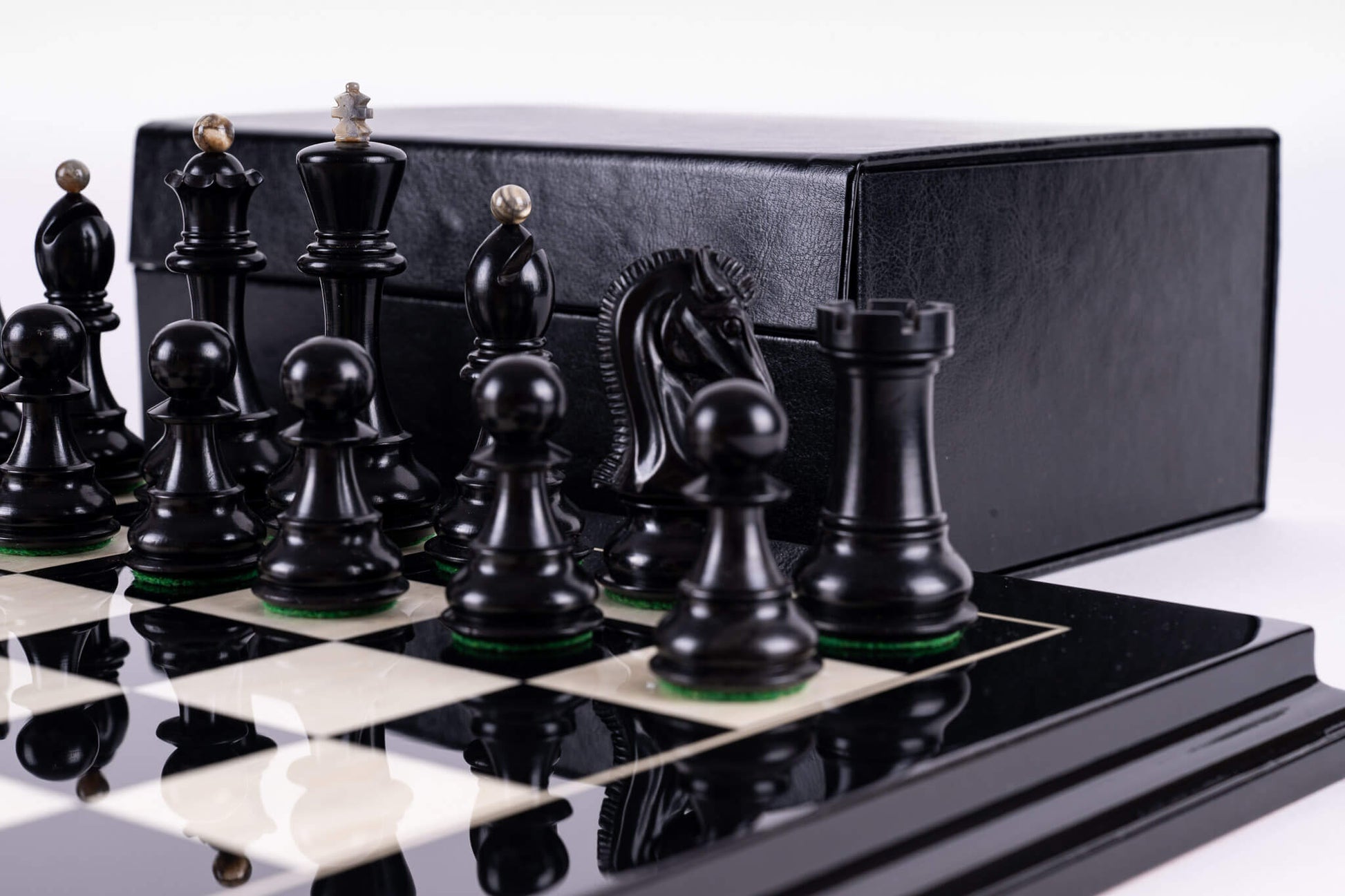 Schachspiel Origine <br>aus Mammutelfenbein