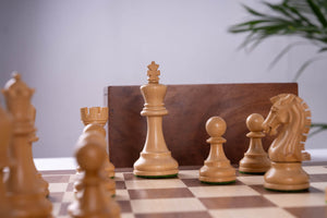 Schachspiel Dynastie <br>aus Nussholz