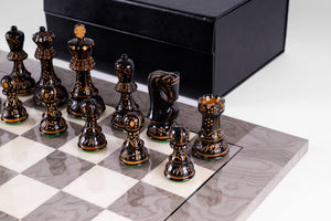 Prestige-Schachspiel <br>aus Eschenholz (Hochglanz)