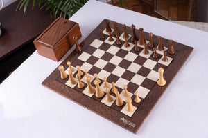 Schachspiel Siena-Erde <br>aus Eschenmaserholz