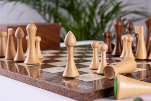 Schachspiel Siena-Erde <br>aus Eschenmaserholz