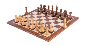Monumentales Schachspiel <br>aus Palisanderholz