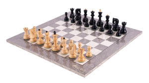 Erhabenheit Schachset Gefertigt <br>aus Eschenmaserholz und Ebenholz