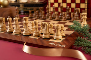 Schachspiel Triumph <br>aus Mahagoni und Akazie