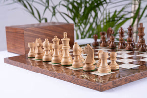 Schachspiel Höchste aus <br>Eschenmaserholz und Buchsbaumholz