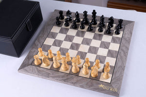 Schachspiel Perle aus <br>Eschenmaserholz und Buchsbaumholz