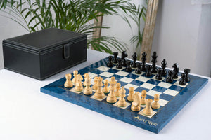 Schachspiel Saphir aus <br>Eschenmaserholz und Buchsbaumholz