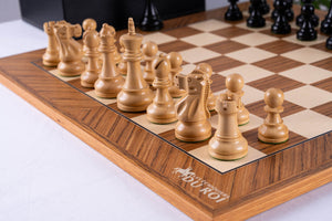 Schachspiel Stolz <br>aus Teakholz