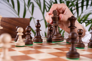 Schachspiel Hoheit aus <br>Mahagoni und Buche