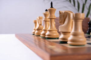 Schachspiel Herzogtum <br>aus Ahornholz