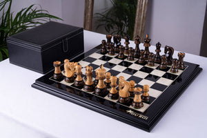 Schachspiel Pureté <br>aus Tulpenbaumholz und Ahorn