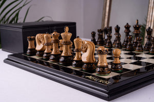 Schachspiel Pureté <br>aus Tulpenbaumholz und Ahorn