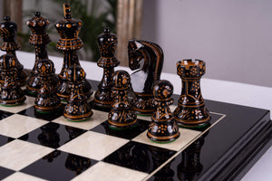 Schachspiel Pureté <br>aus Tulpenbaumholz und Ahorn