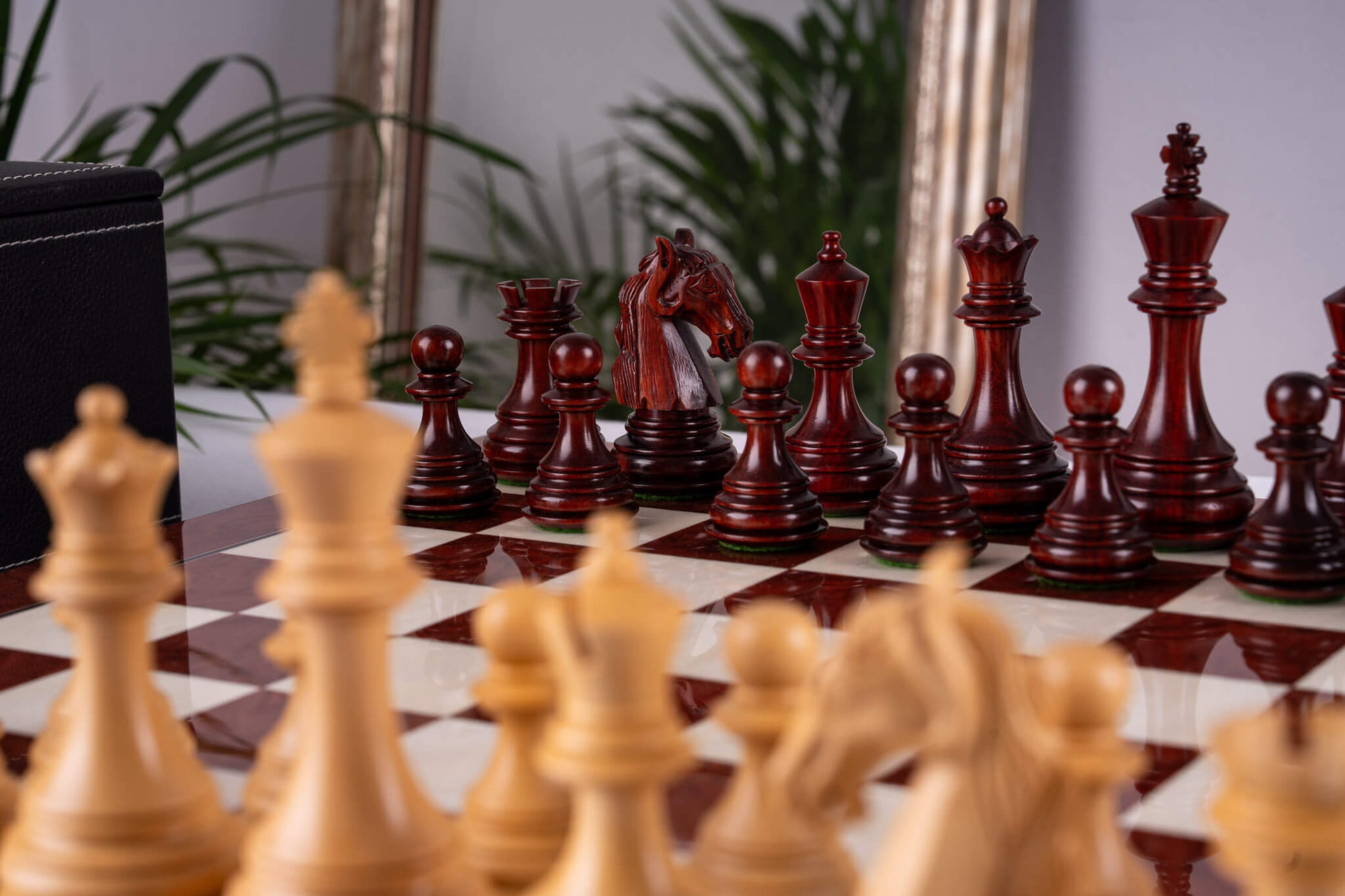 Schachspiel Le Trône <br>aus Eschenmaser