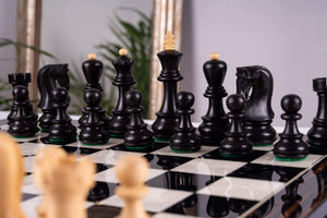 Schachspiel Trésor <br>aus Ebenholz und Buchsbaum