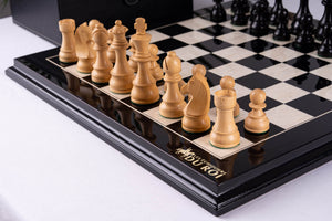 Schachspiel Absolu <br>aus Tulpenbaumholz und Ahorn