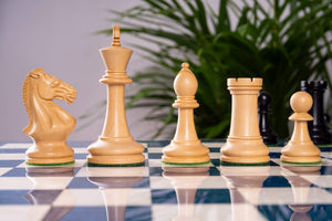 Schachspiel Bleu Céleste <br>aus Eschenmaser