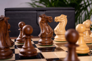Schachspiel Lignée <br>aus Palisander und Ahorn