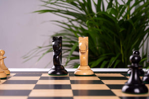 Schachspiel <br>Gambit Royal