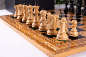 Schachspiel Racines <br>aus Olivenholz