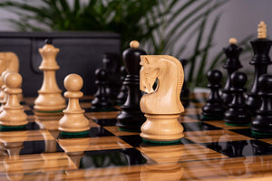 Schachspiel Racines <br>aus Olivenholz
