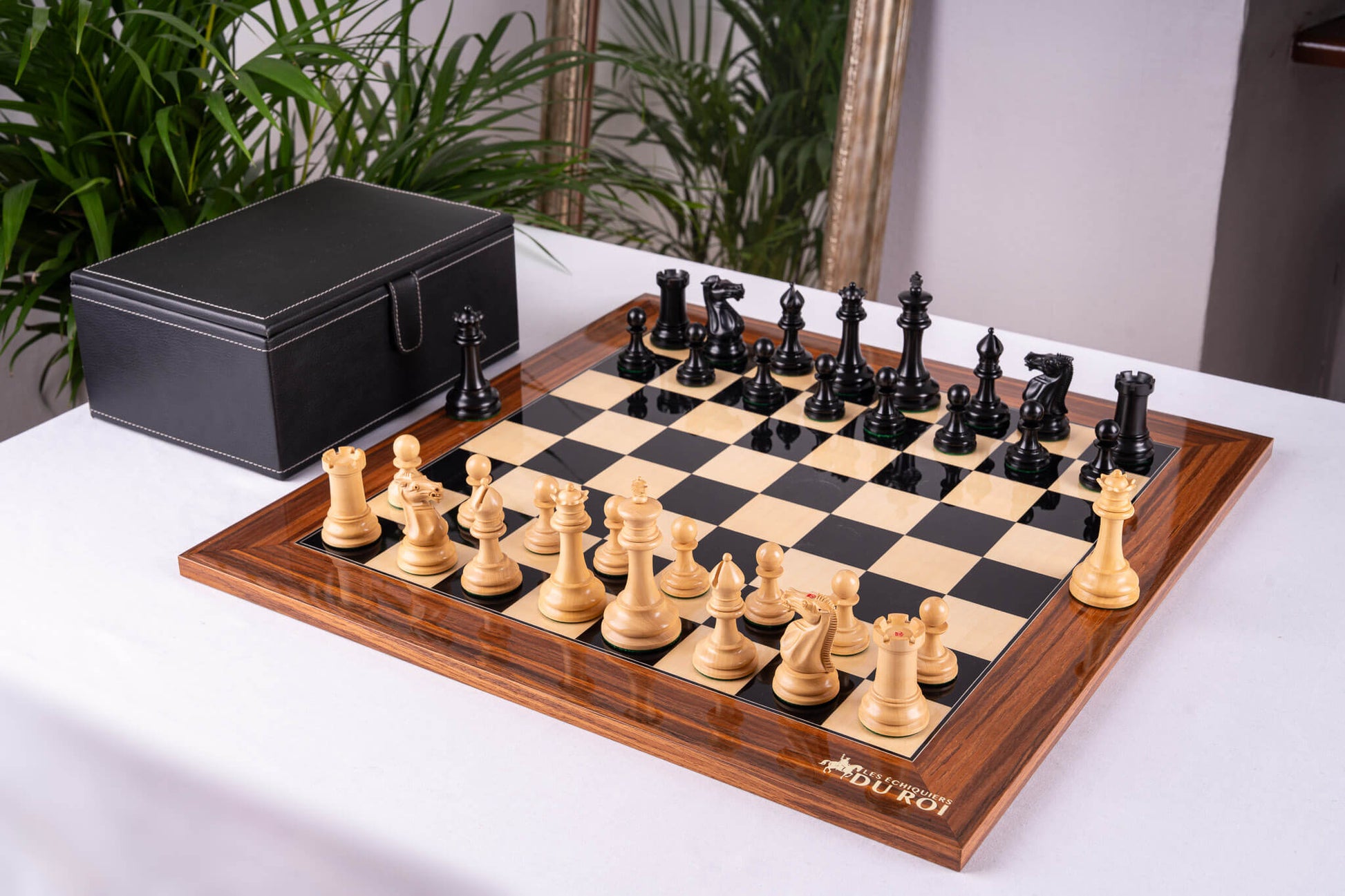 Schachspiel Parure <br>aus Palisander und Ahorn