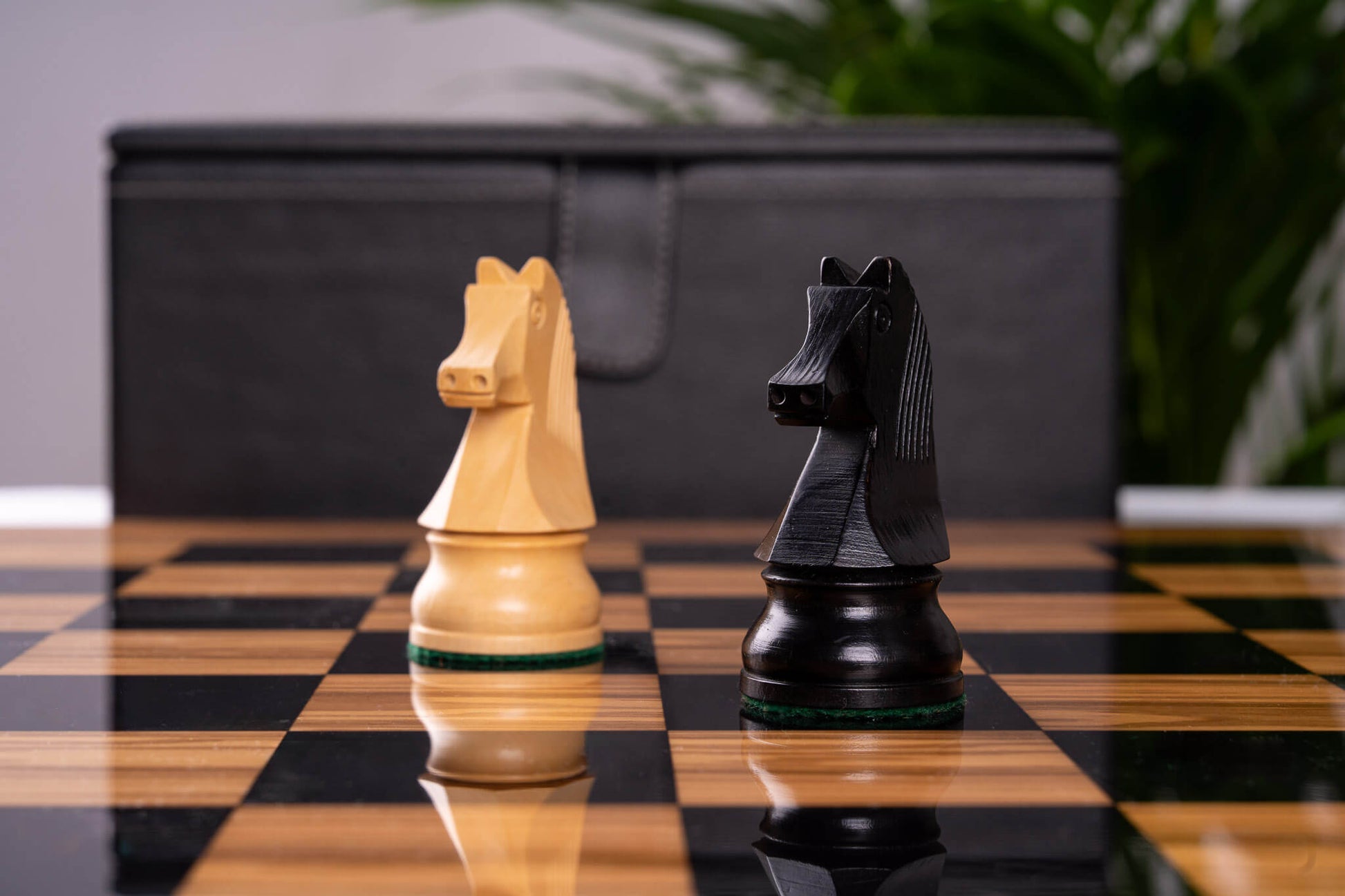 Schachspiel Duel <br>aus Olivenholz