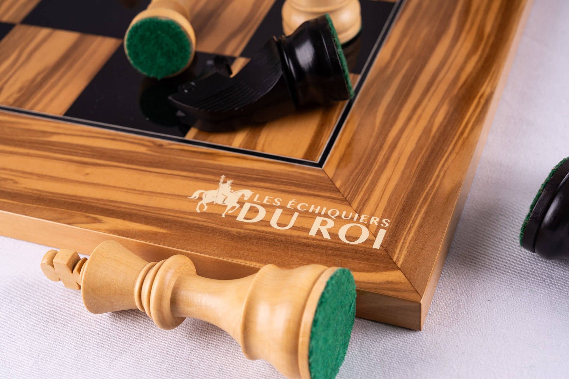 Schachspiel Duel <br>aus Olivenholz