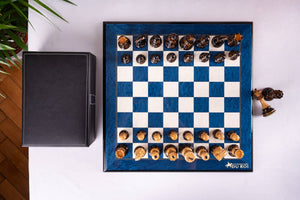 Schachspiel Bleu Impérial <br>aus Eschenmaser