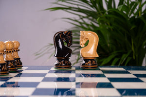 Schachspiel Bleu Impérial <br>aus Eschenmaser
