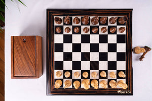 Schachspiel Couronne <br>aus Ebenholz