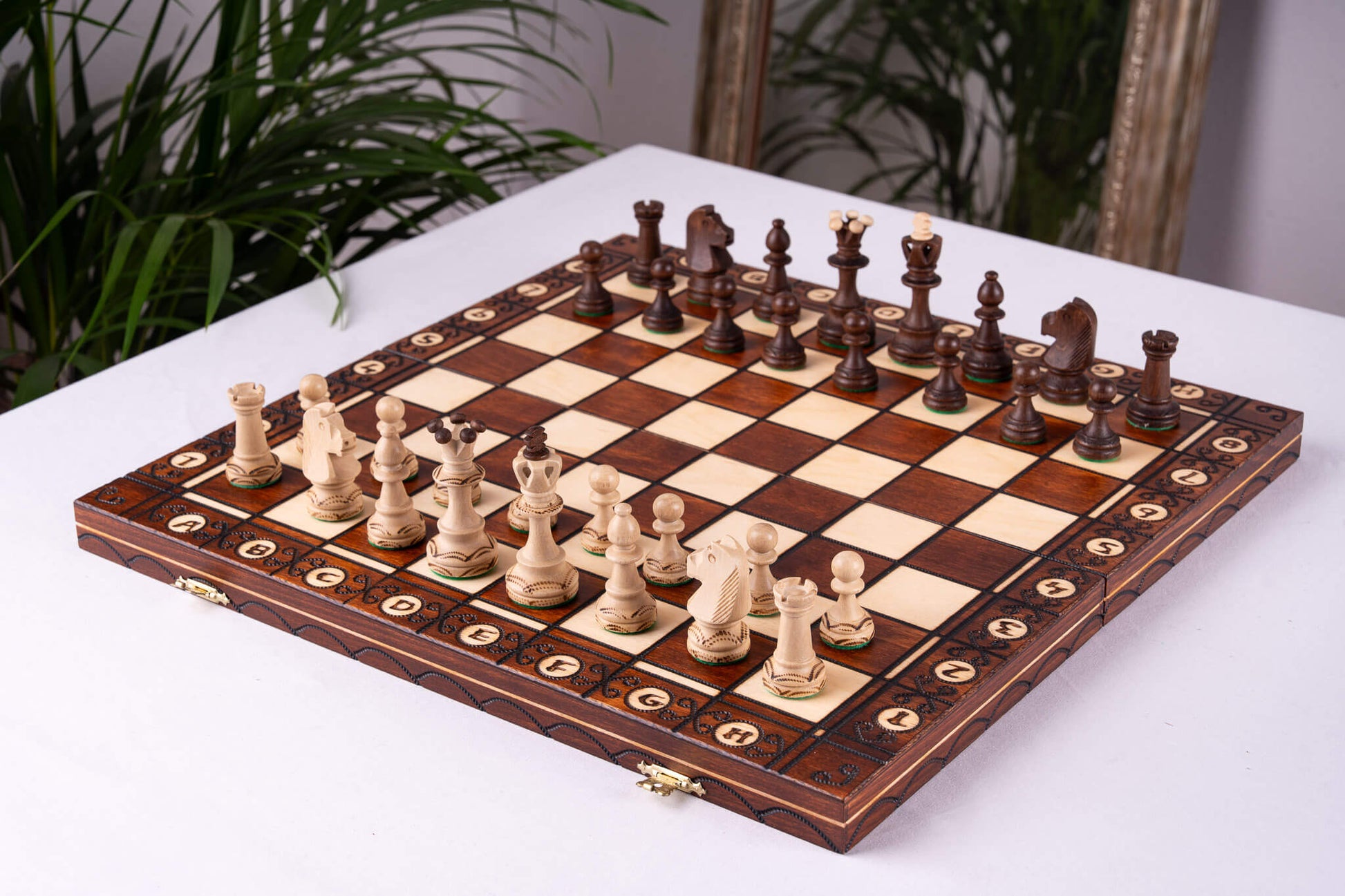 Schachspiel aus Bergahorn-Holz <br>Handarbeit