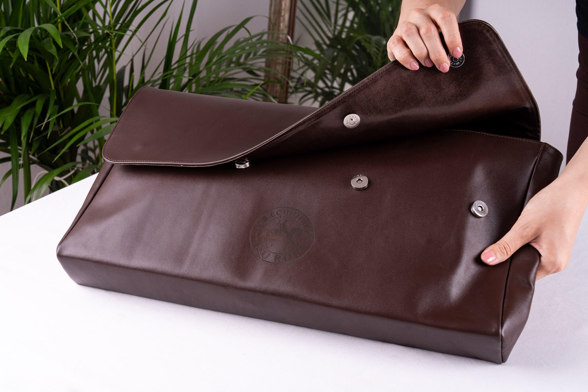 Signature-Etui für <br>klappbare Schachsets