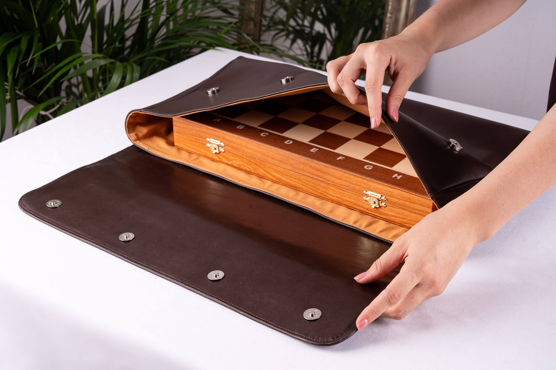 Signature-Etui für <br>klappbare Schachsets