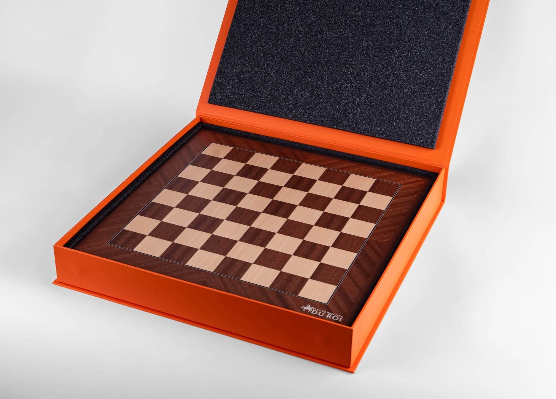 Schachspiel Faisceaux aus Akazienholz <br>und Mahagoni
