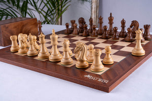 Schachspiel Erbe <br>aus Mahagoniholz