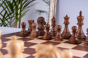 Schachspiel Erbe <br>aus Mahagoniholz