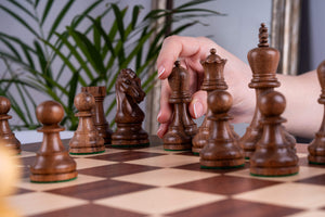 Schachspiel Erbe <br>aus Mahagoniholz